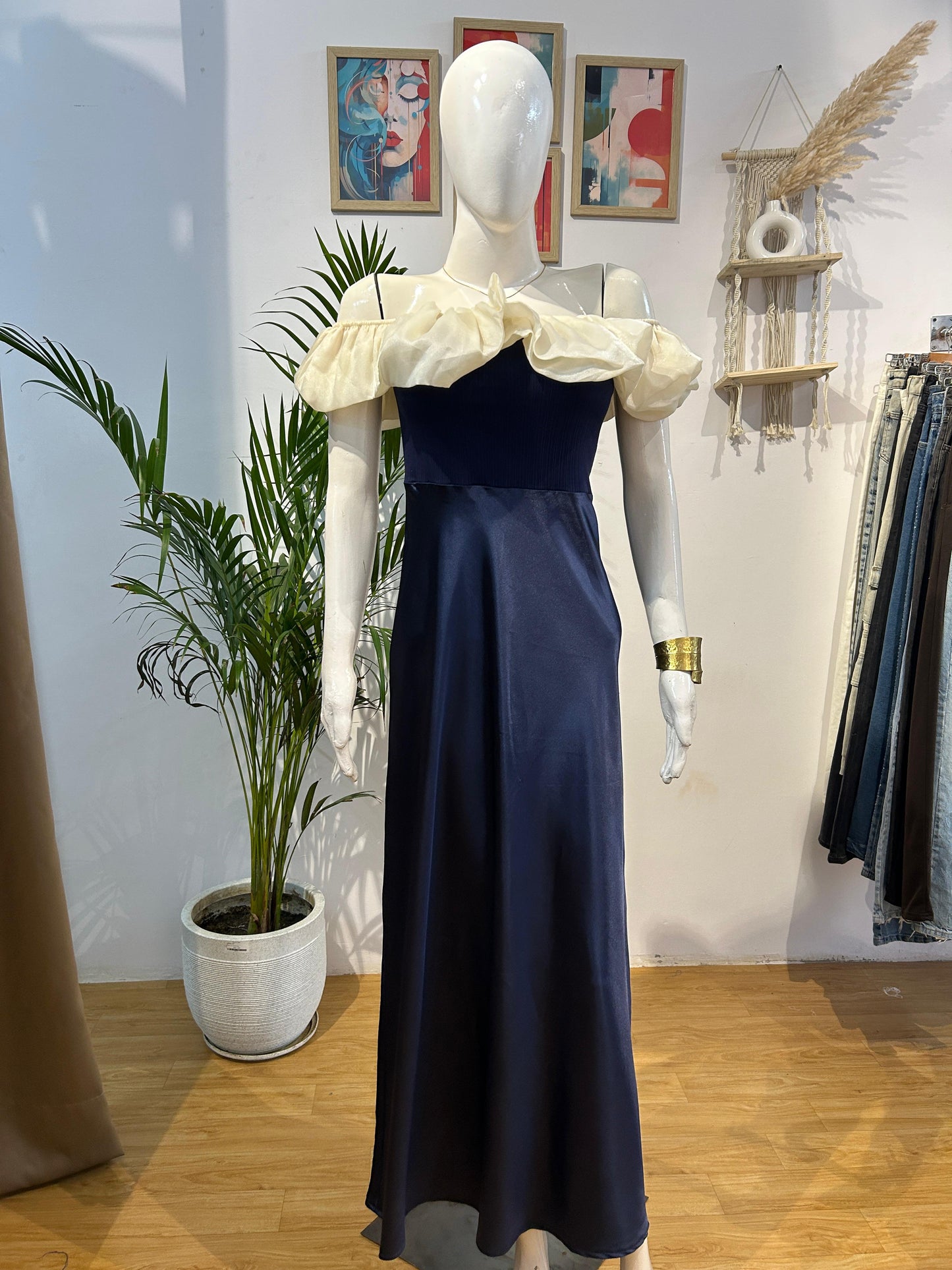 Off-shoulder Bodycon Gown